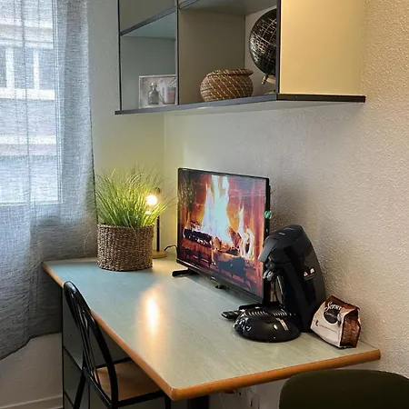 Apartamento Le Petit - 50m Metro - Tram *